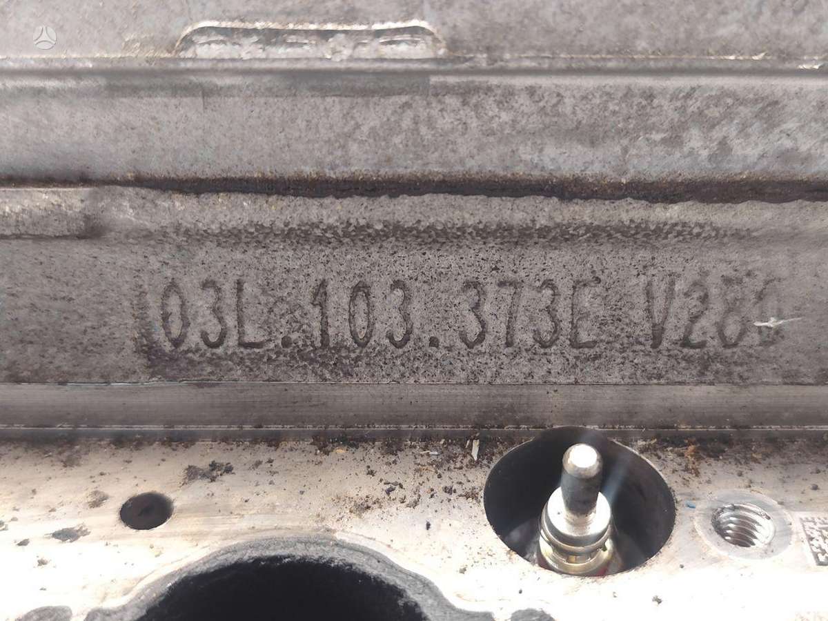 Seat Leon, 03L103373E, cylinder head