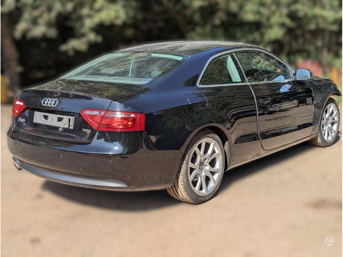 Audi A5 engine