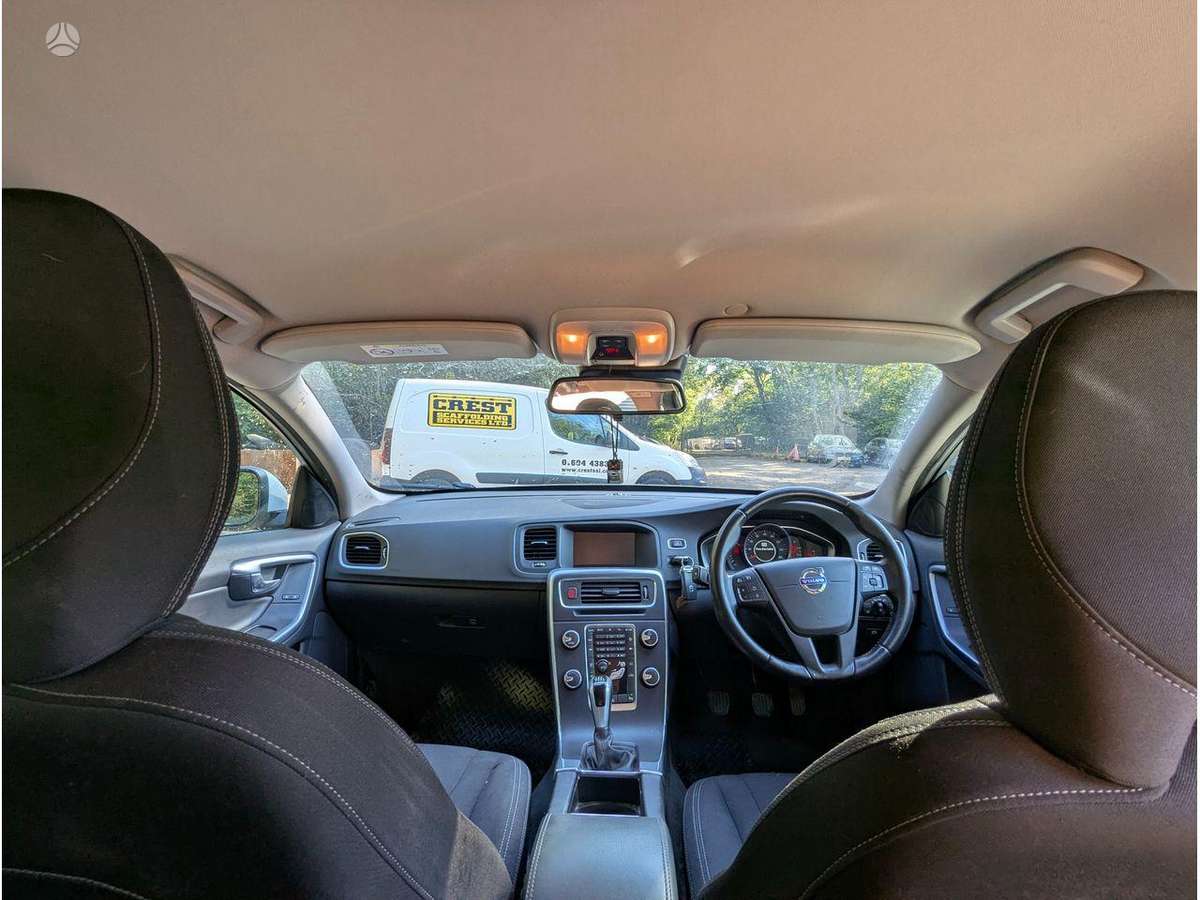 Volvo V60 engine
