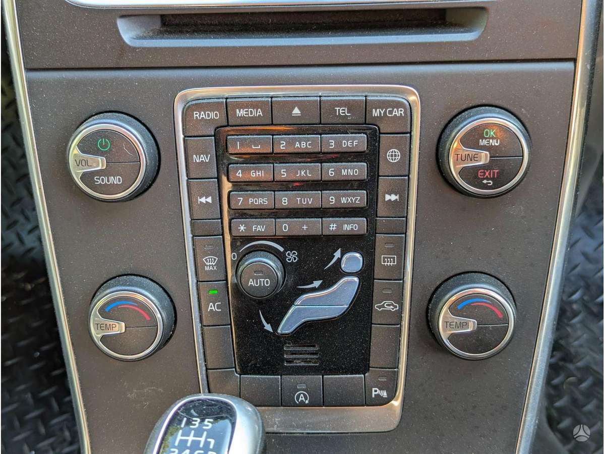 Volvo V60 dzinējs