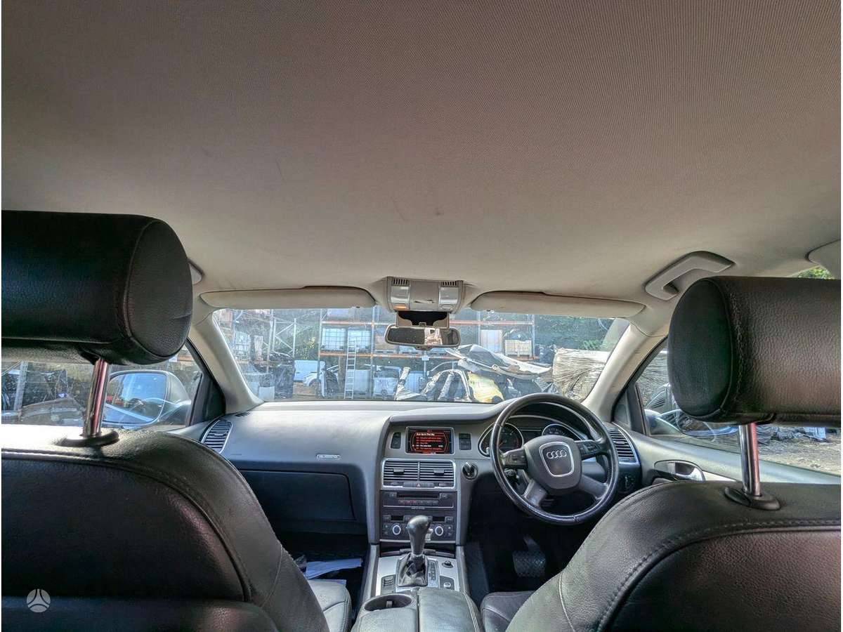 Audi Q7 engine