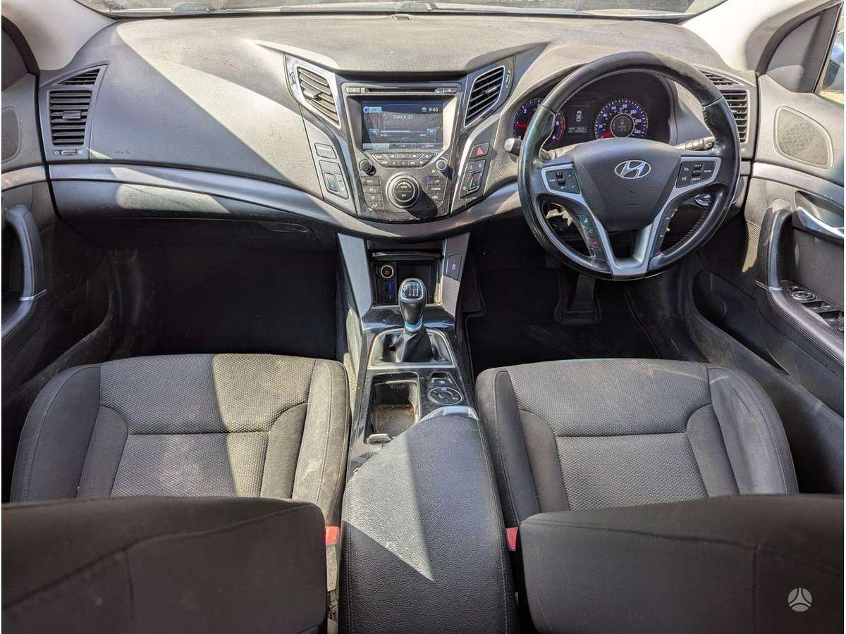 Hyundai i40 engine