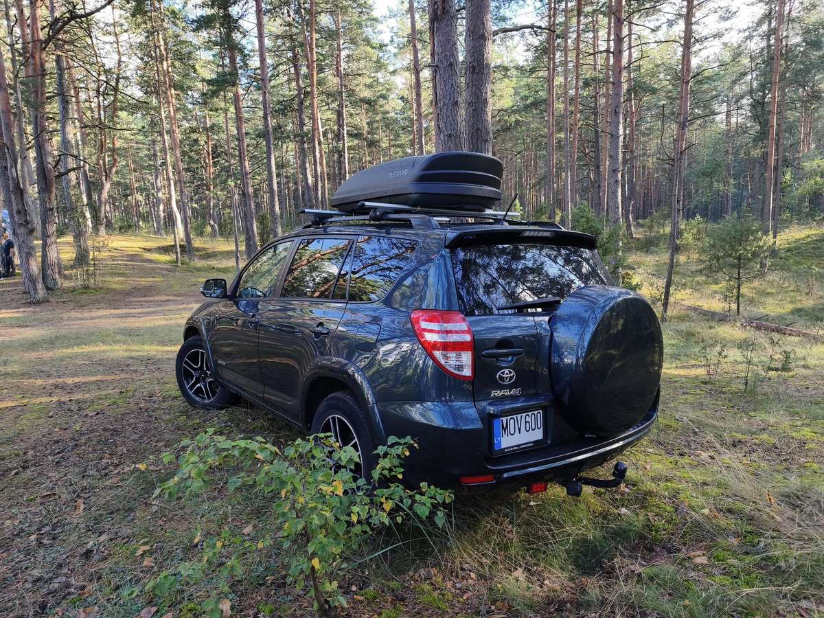 Toyota RAV4 - 8
