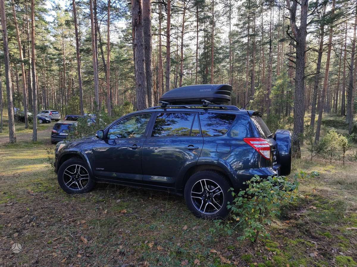 Toyota RAV4 - 7