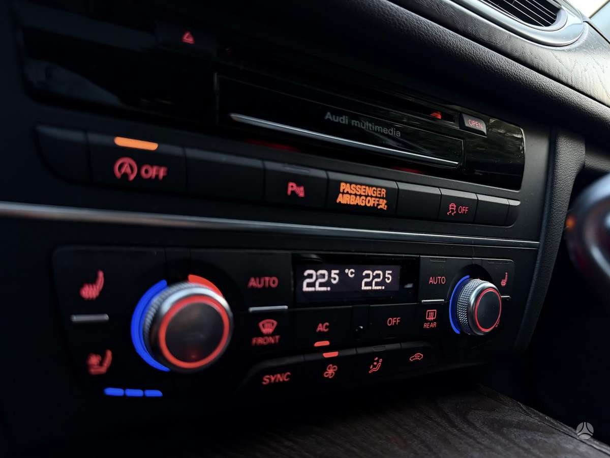 Audi A6, 3.0 l., Седан