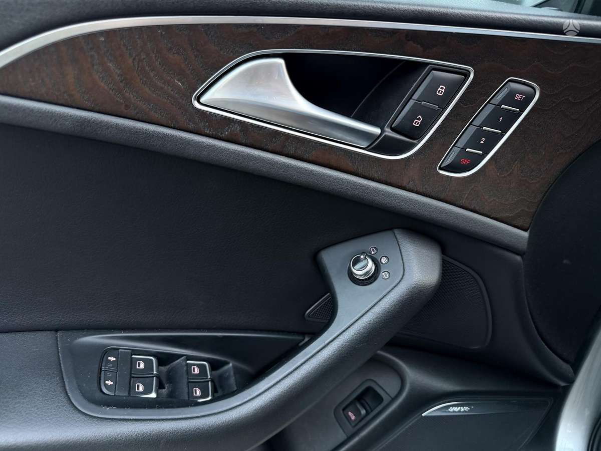 Audi A6, 3.0 l., Седан