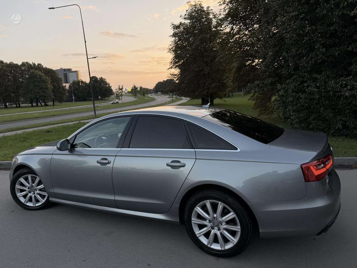 Audi A6, 3.0 l., Седан