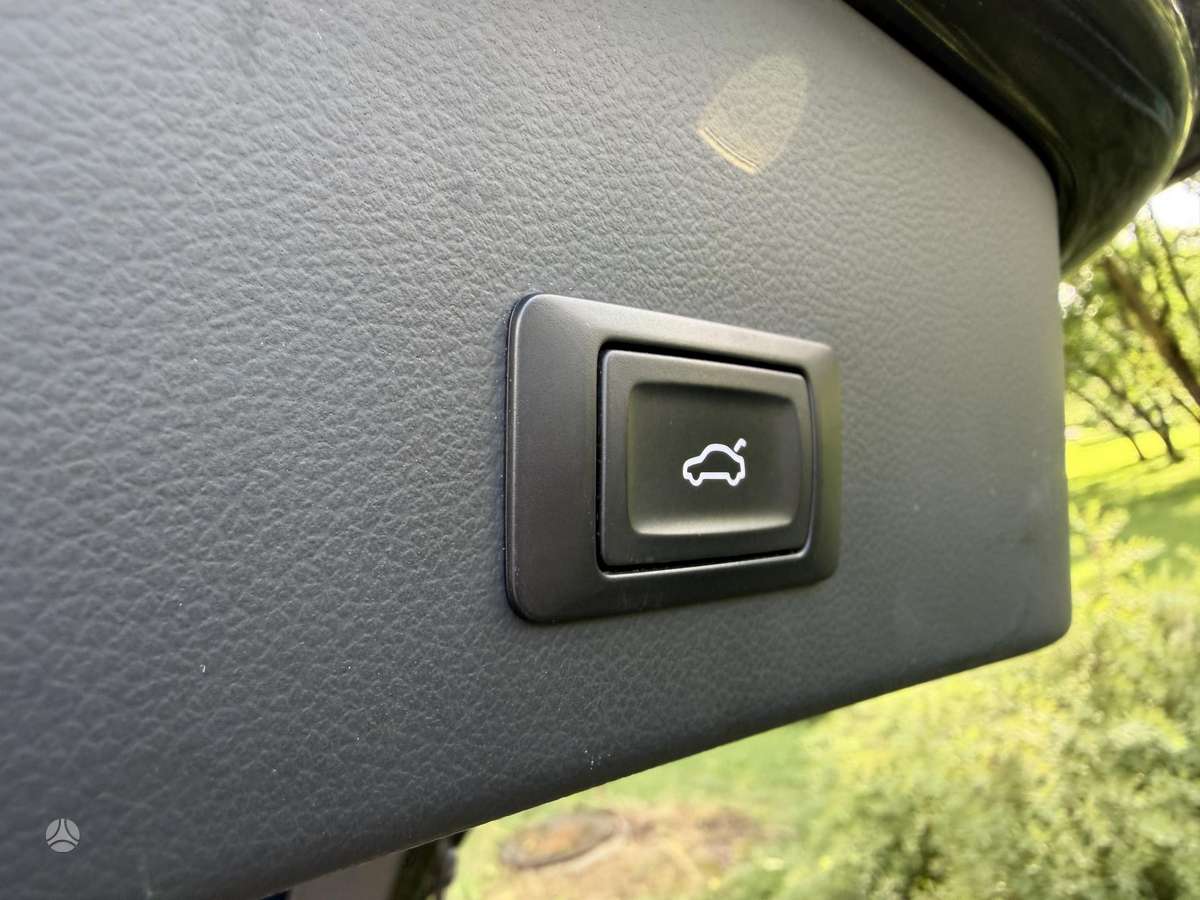 Audi A6, 3.0 l., universalas