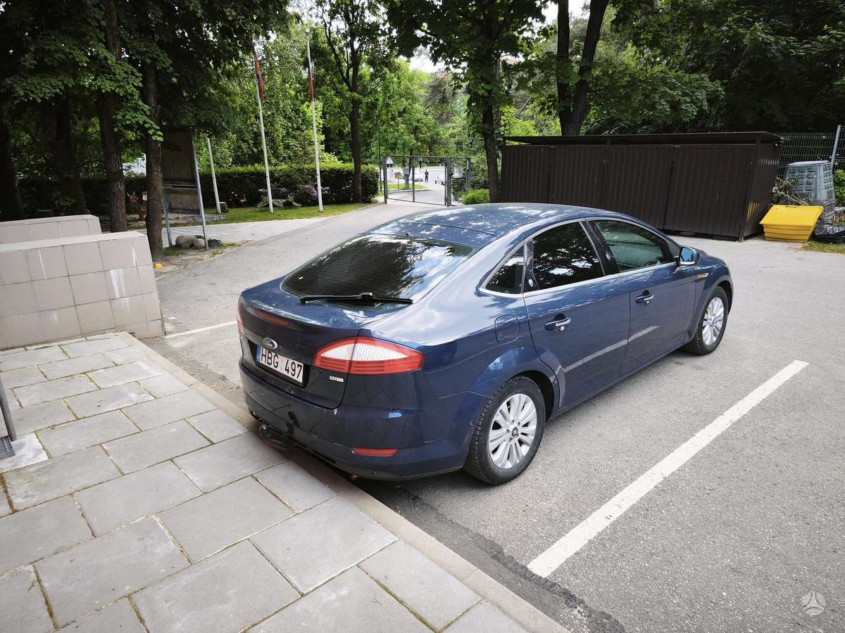 Ford Mondeo, 2.2 l., hatchback