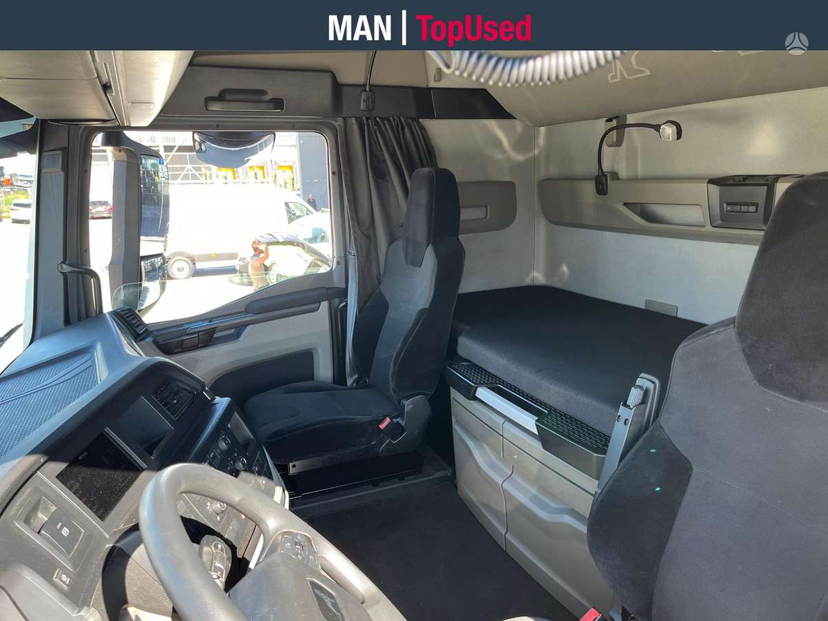 MAN TGX 18.480 GM cab (6735), double sleeper