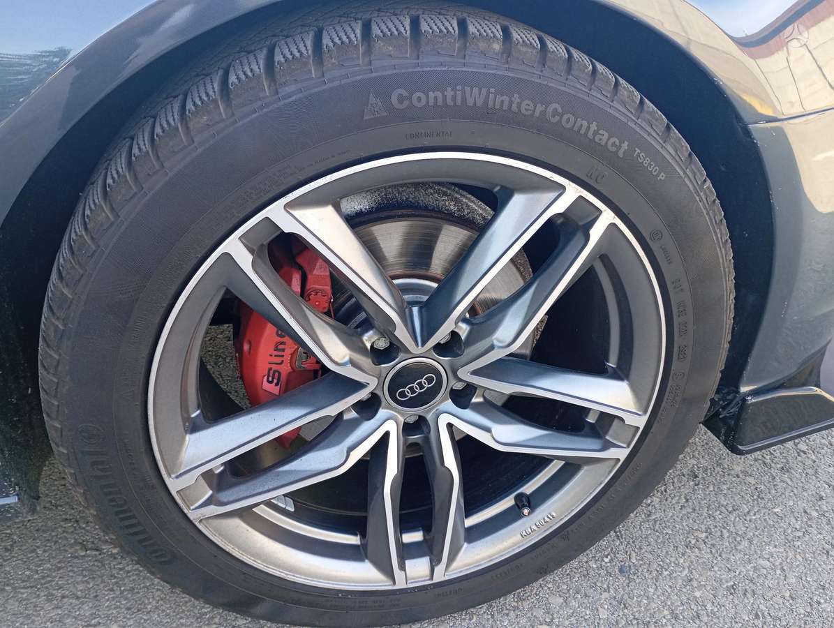 Audi A6, 2.0 l., Седан