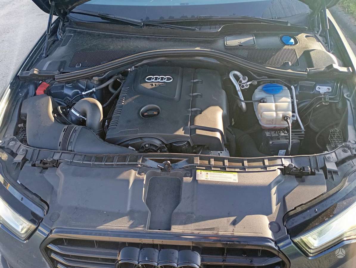 Audi A6, 2.0 l., Седан