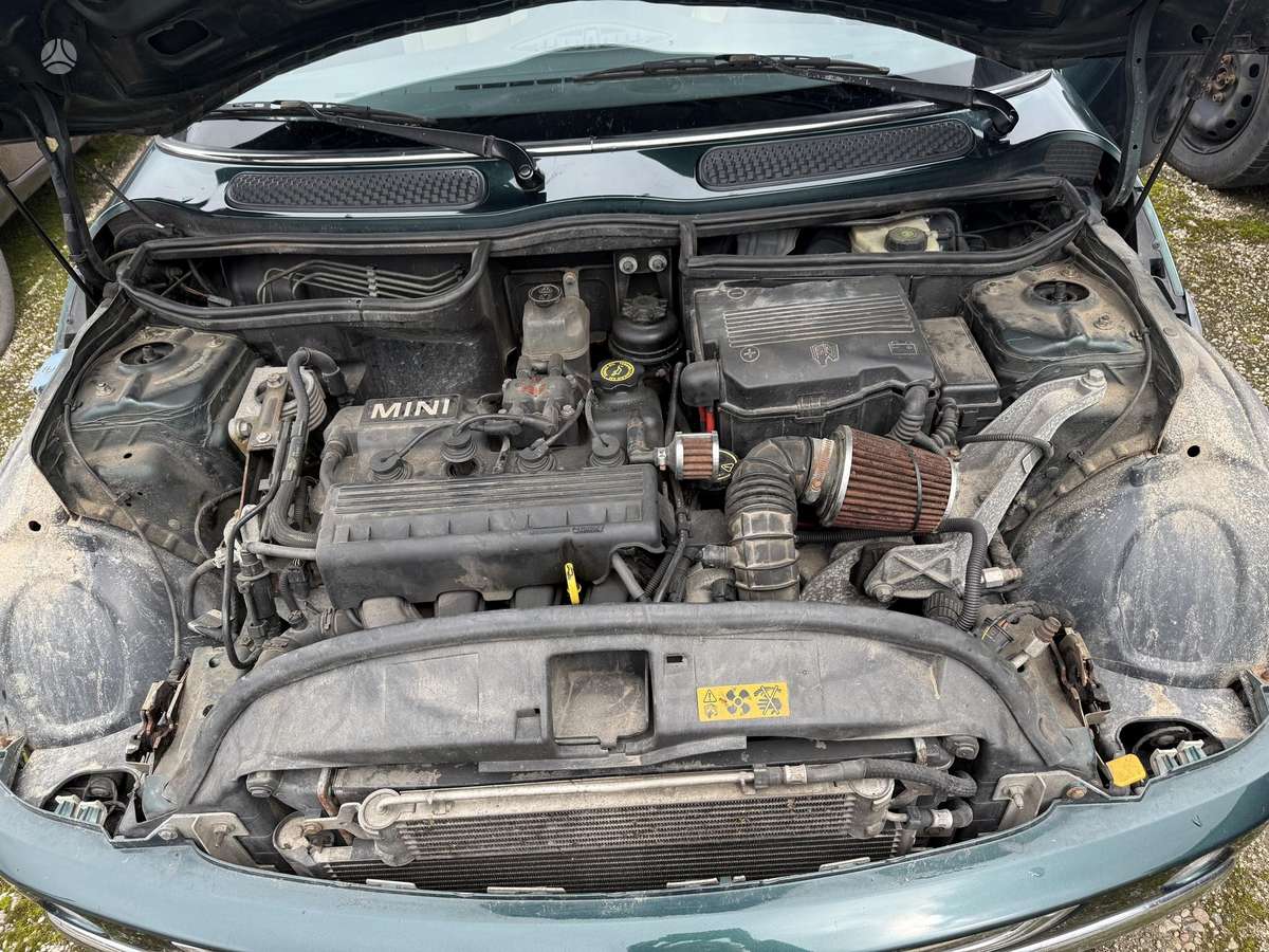 Mini Cooper, 1.6 l., hatchback