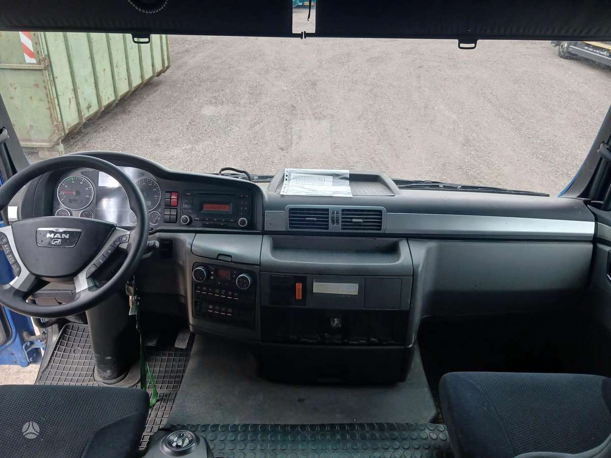 MAN TGS 18.400, single sleeper