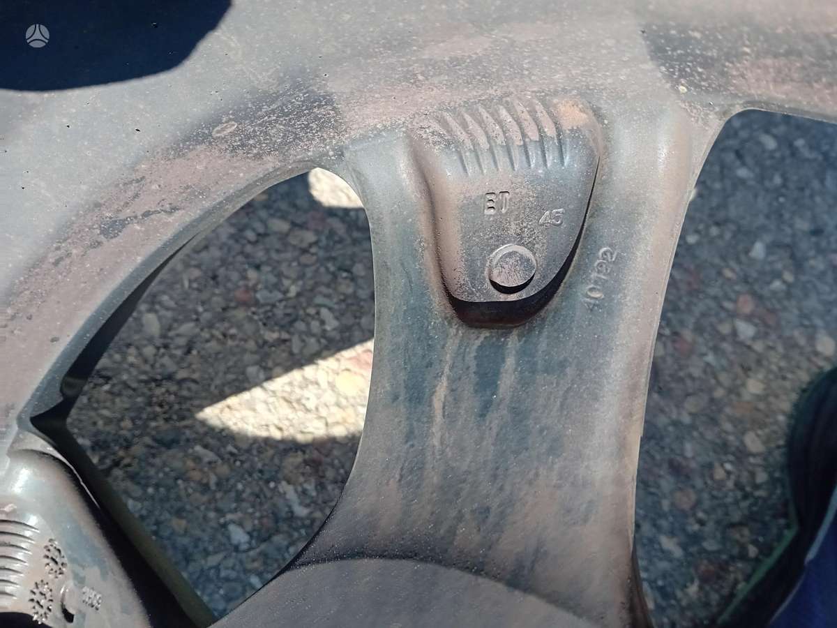 Ford, lengvojo lydinio, R17