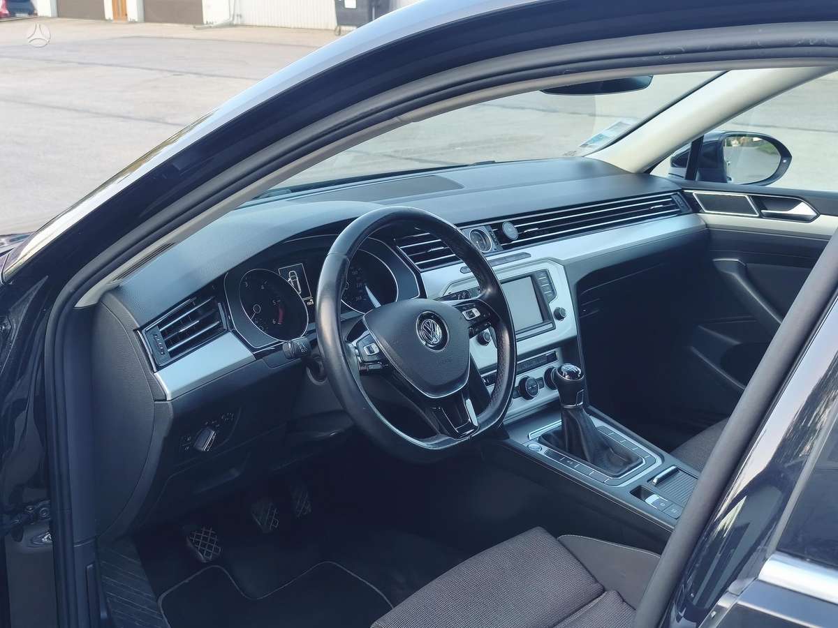 Volkswagen Passat, 2.0 l., Универсал