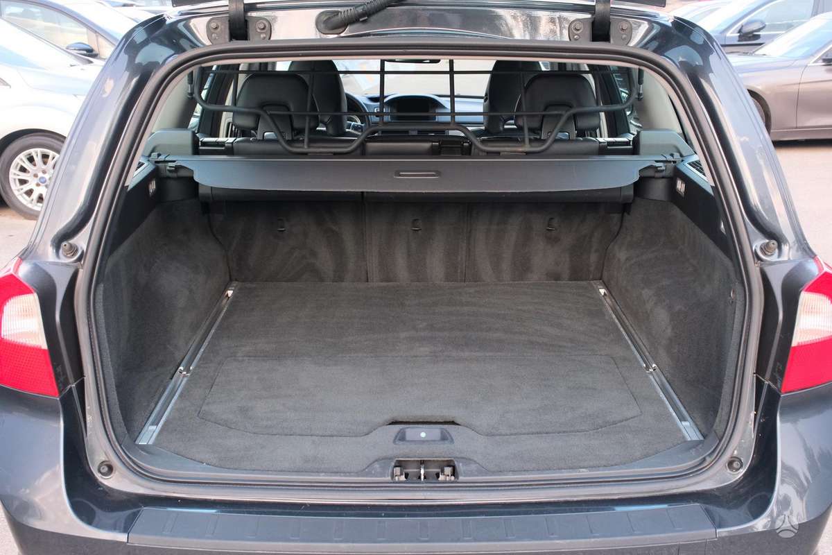Volvo V70, 2.0 l., wagon