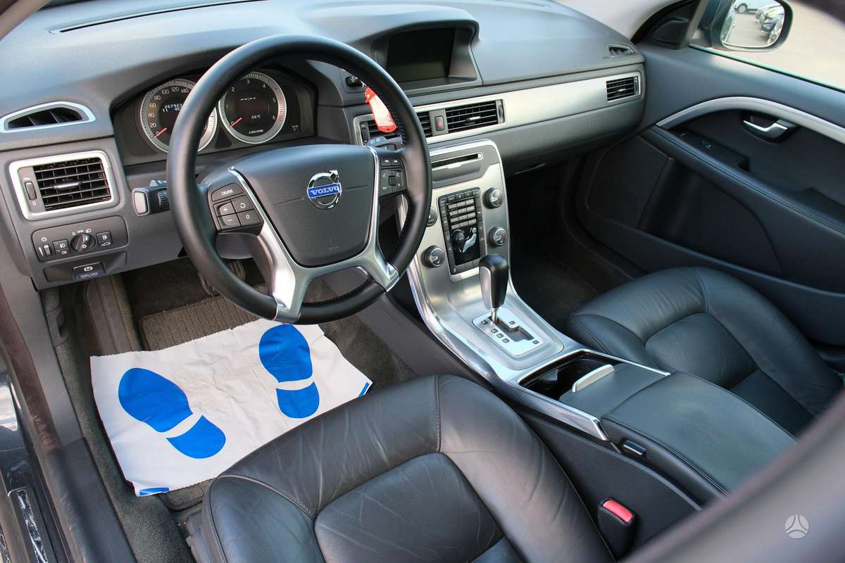 Volvo V70, 2.0 l., Универсал