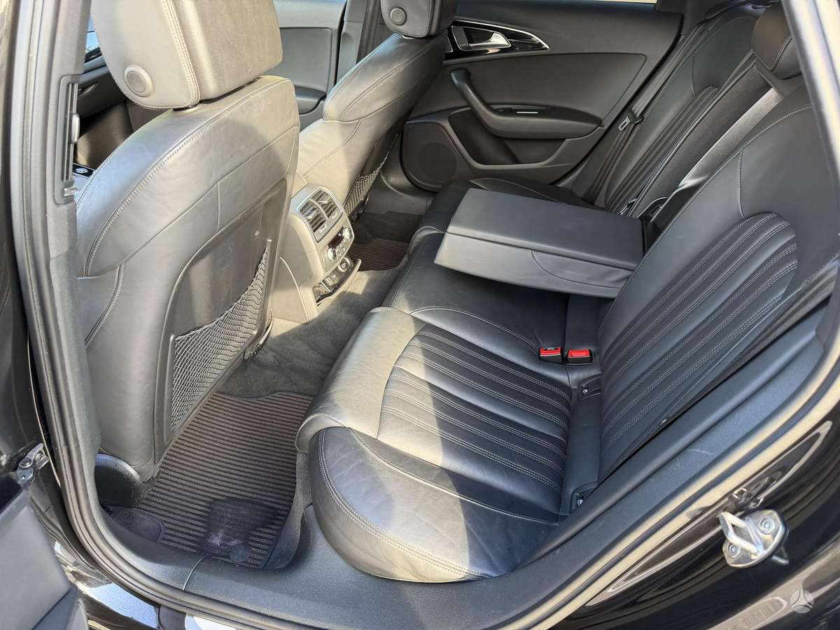 Audi A6 allroad, 3.0 l., Универсал