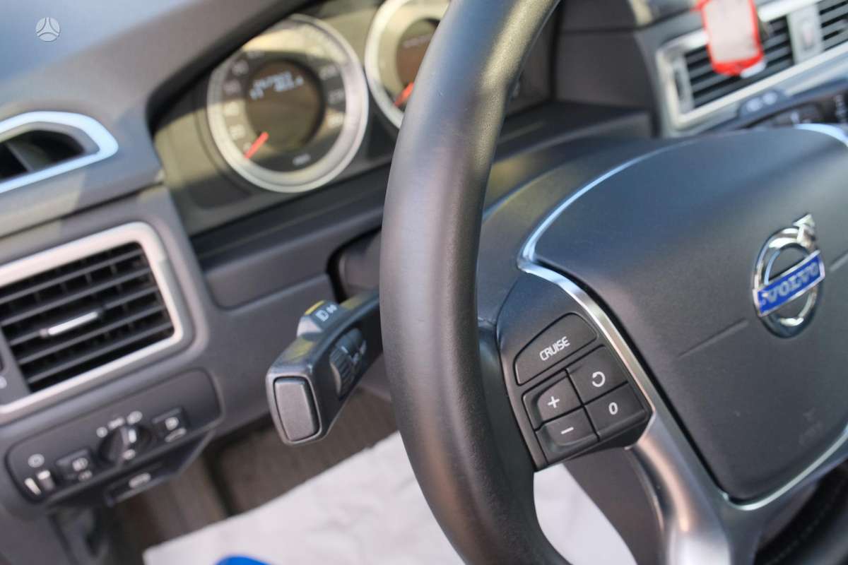 Volvo V70, 2.0 l., wagon