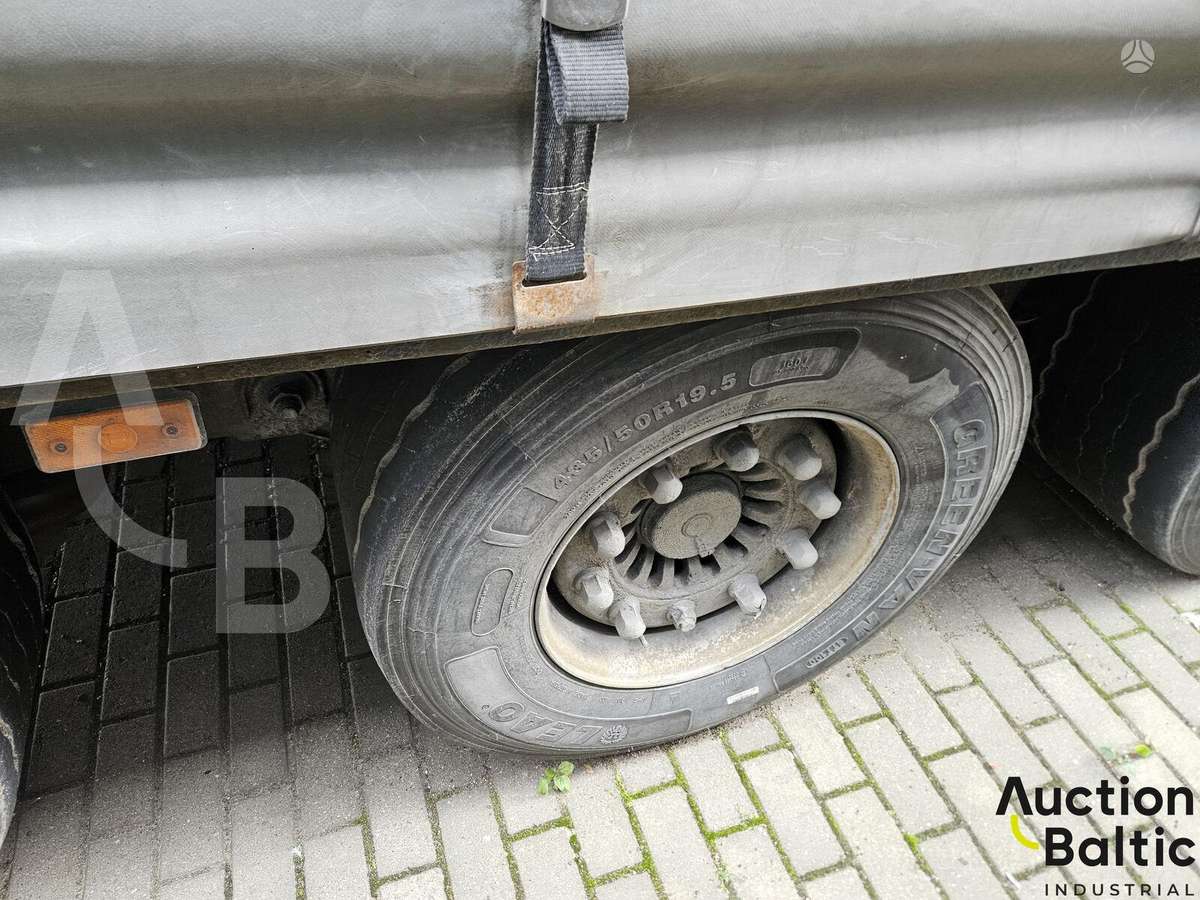 Krone SD, užuolaidinės / tentinės