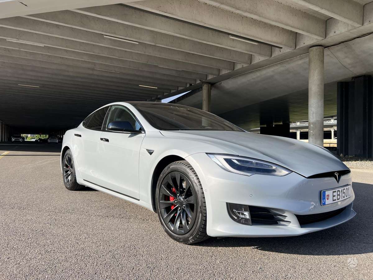 Tesla Model S, 100 kWh, hečbekas