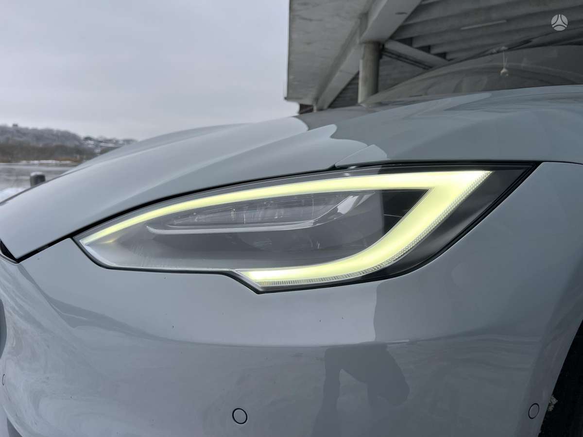 Tesla Model S, 100 kWh, hatchback