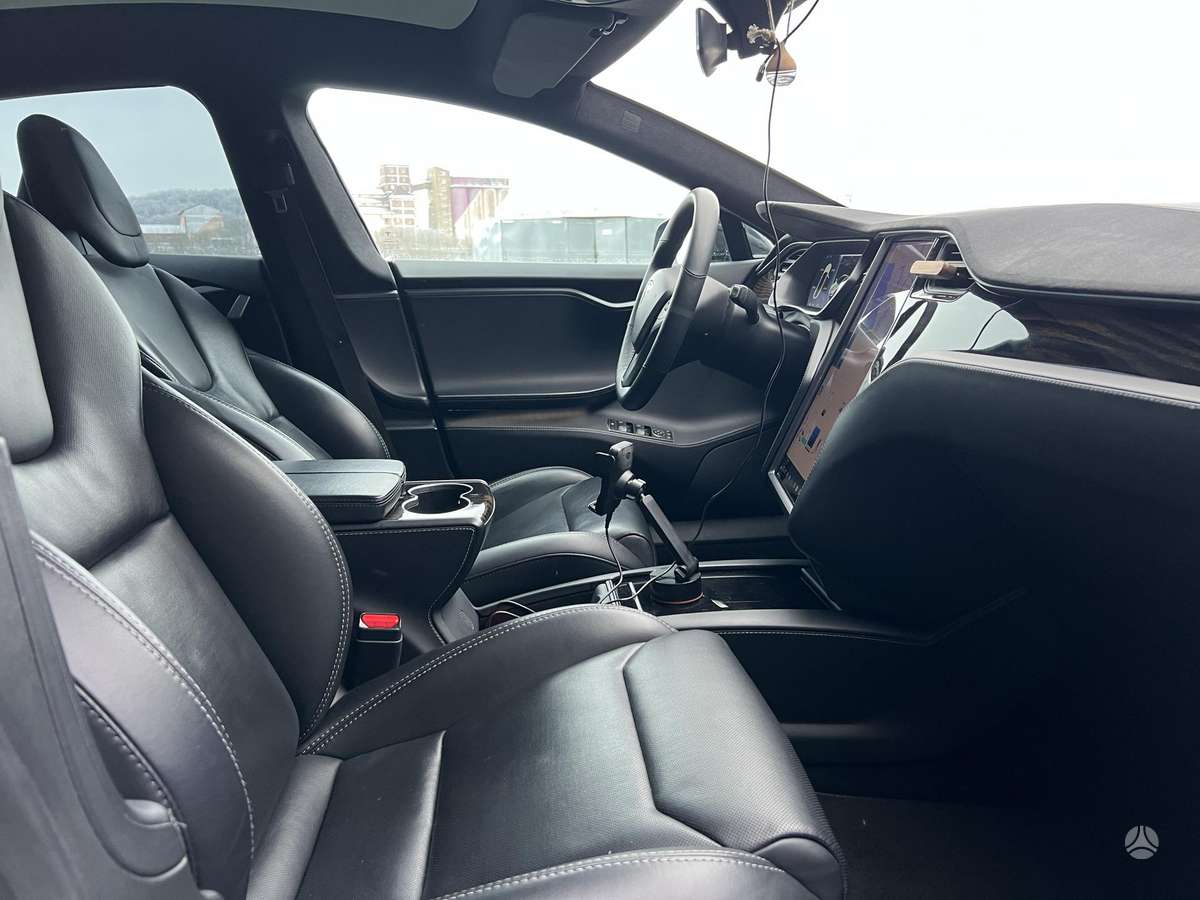 Tesla Model S, 100 kWh, hatchback