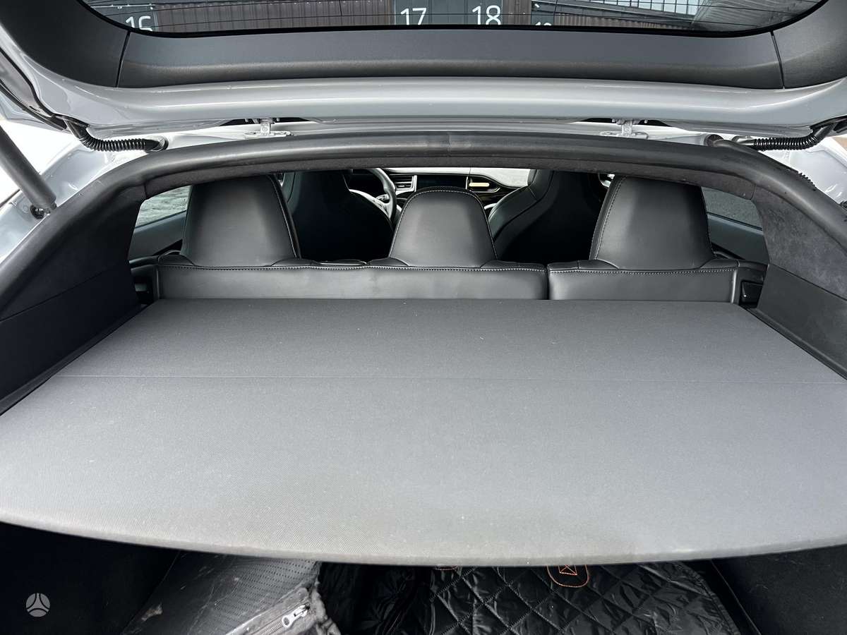 Tesla Model S, 100 kWh, hatchback