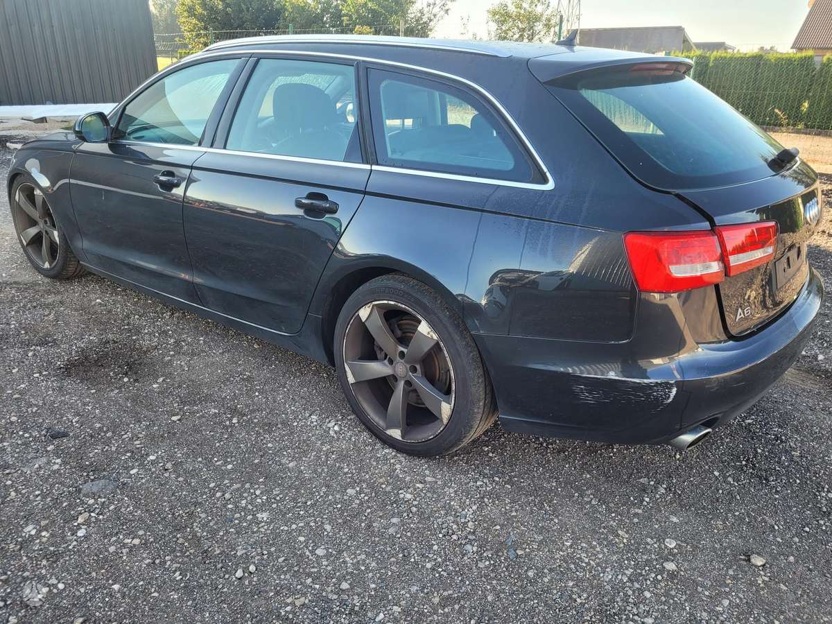 Audi A6 Variklis cdud deze mnb spalva lx7u
