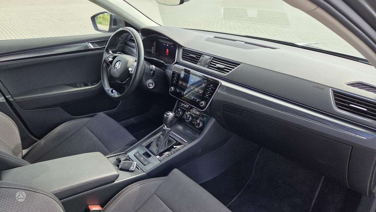 Skoda Superb, 2.0 l., Универсал