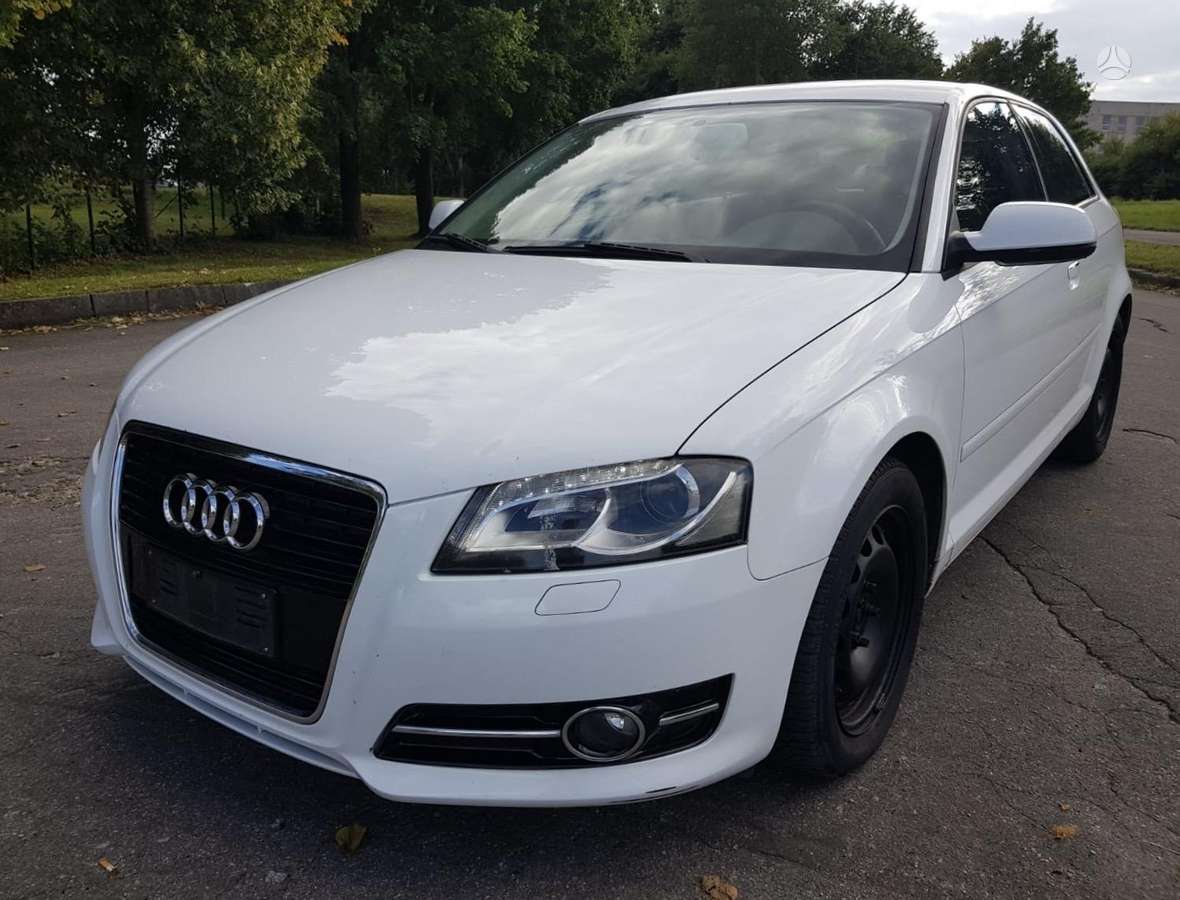 Audi A3, 1.6 l., hatchback