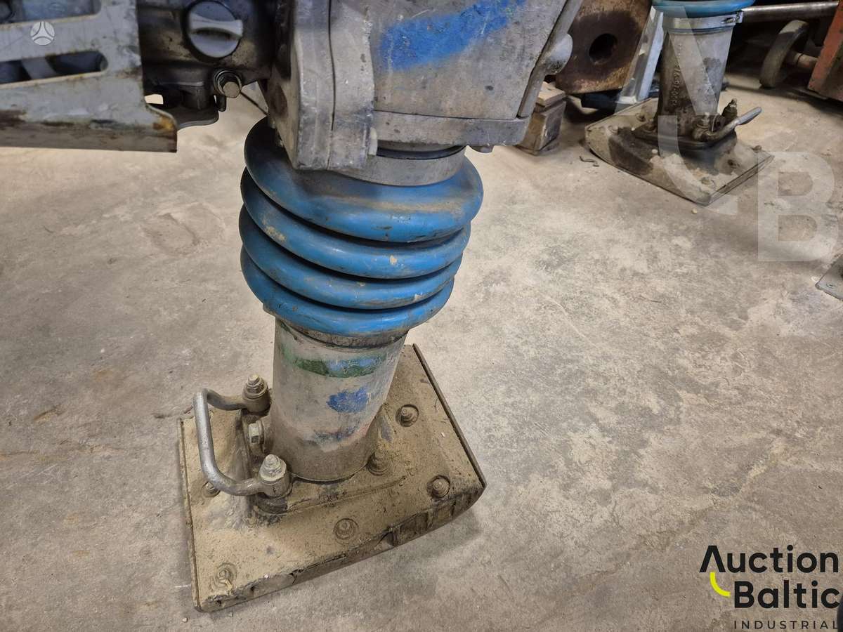 Weber Fm SRV 620-II, vibrator / compactor