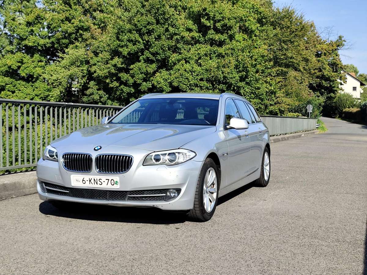 BMW 520, 2.0 l., wagon