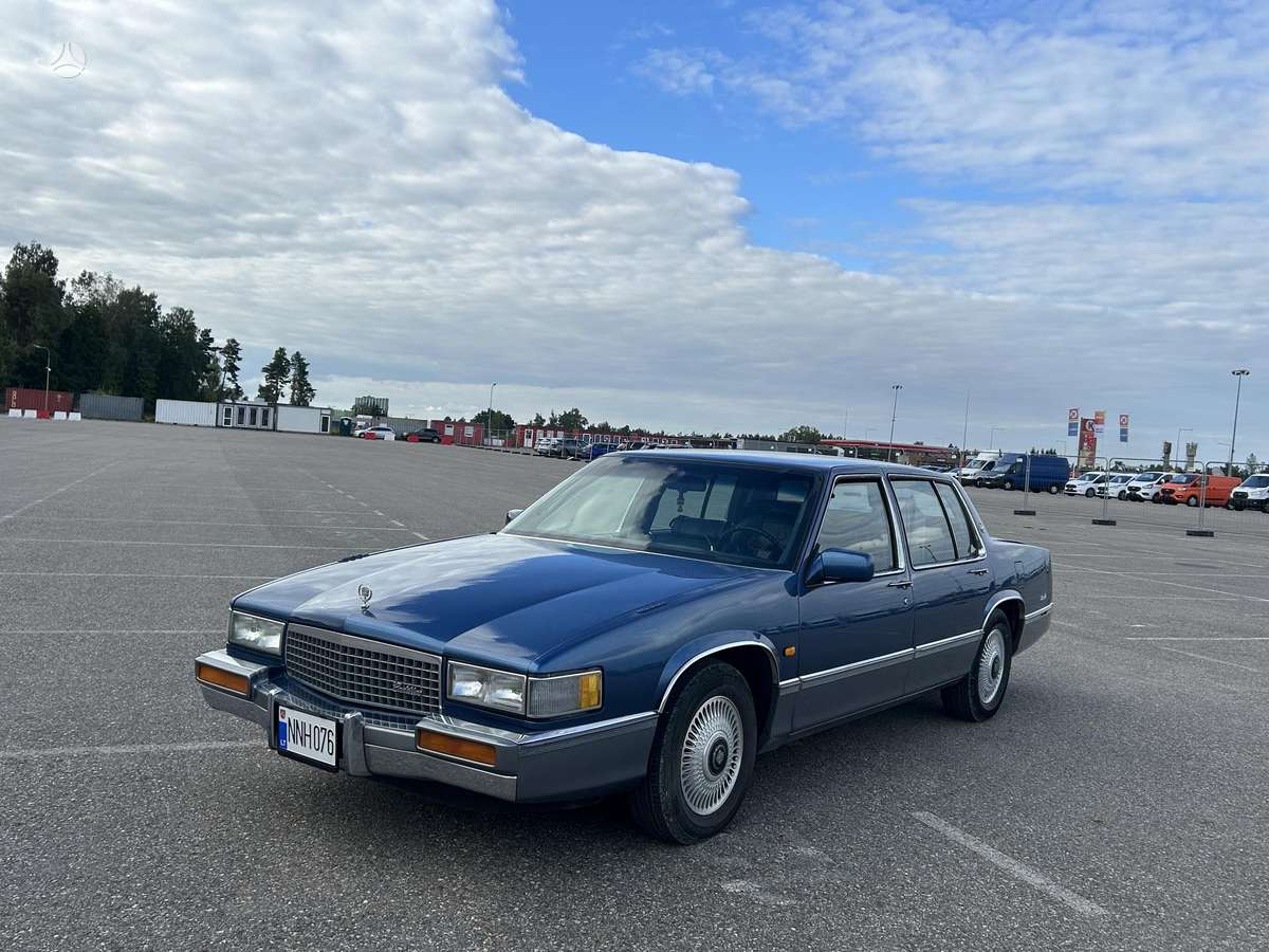 Cadillac DeVille, 4.5 l., Седан