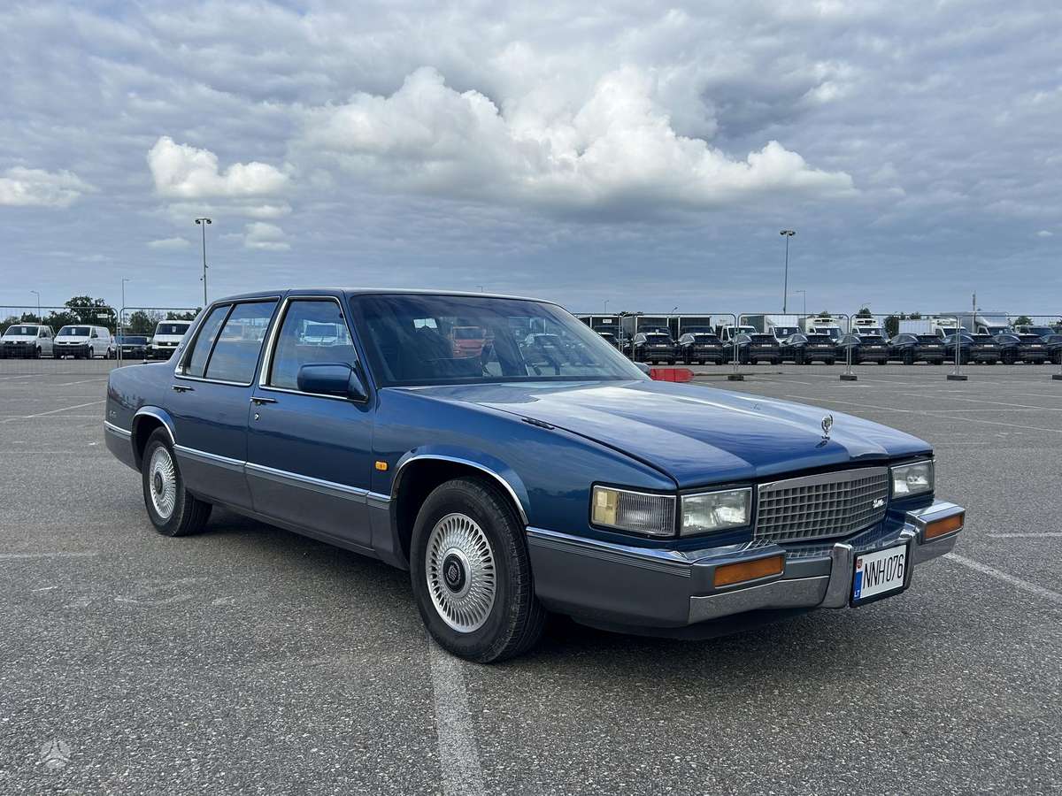 Cadillac DeVille, 4.5 l., Седан