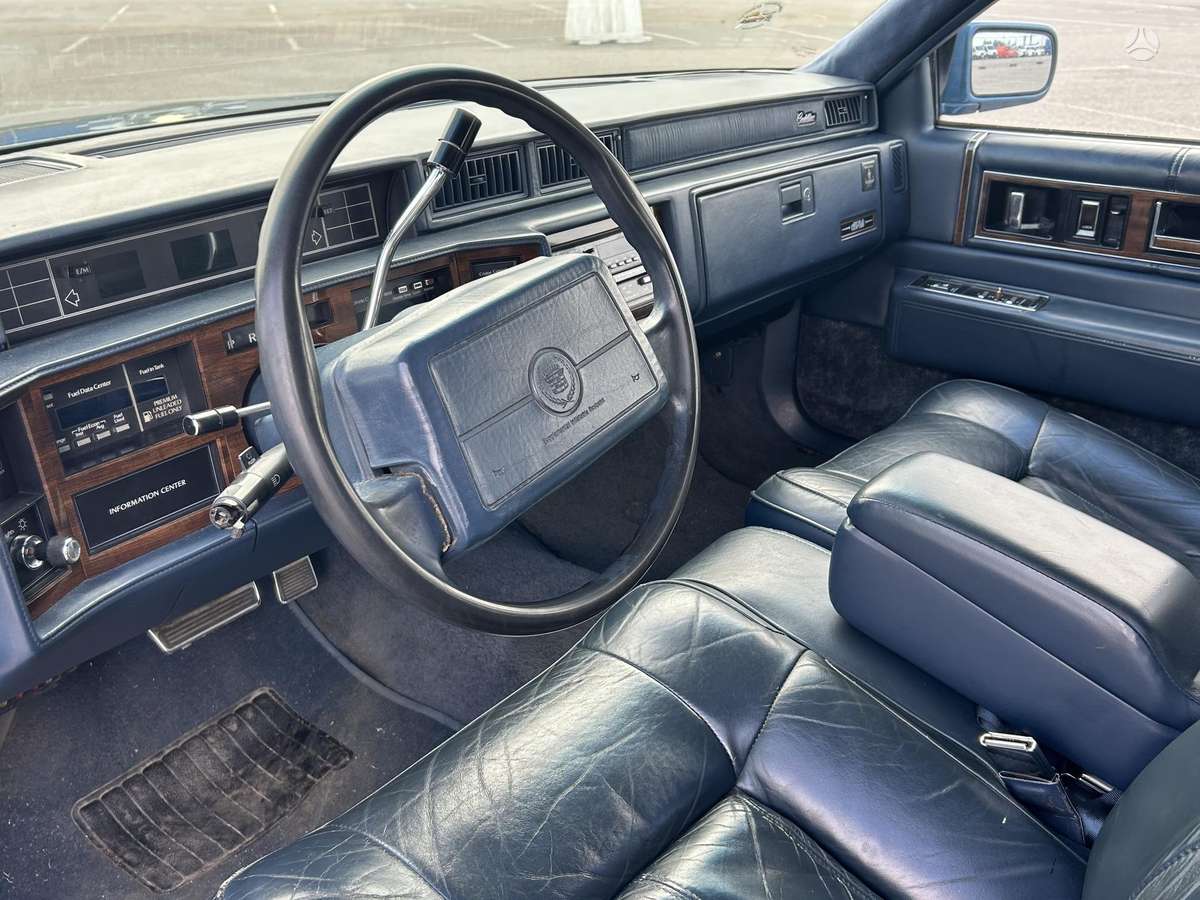 Cadillac DeVille, 4.5 l., Седан