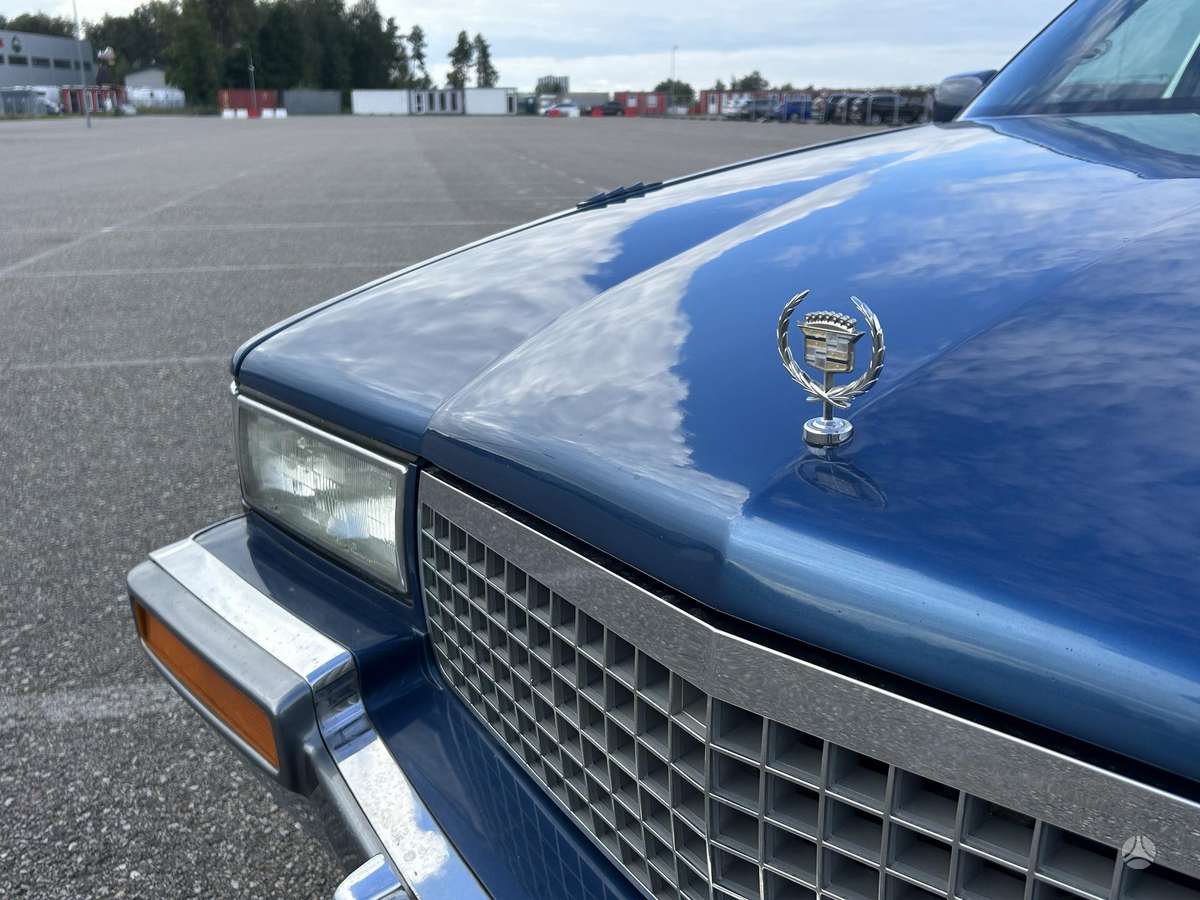 Cadillac DeVille, 4.5 l., Седан