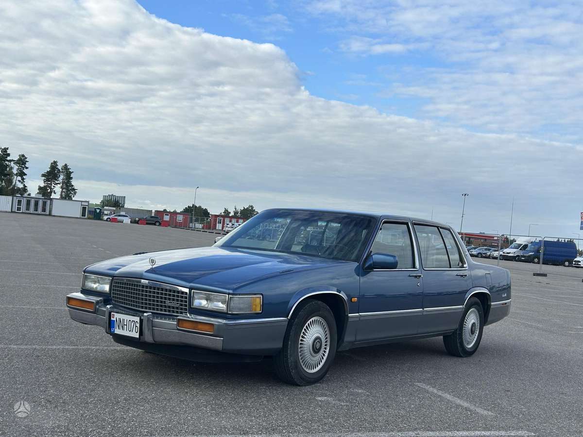Cadillac DeVille, 4.5 l., Седан