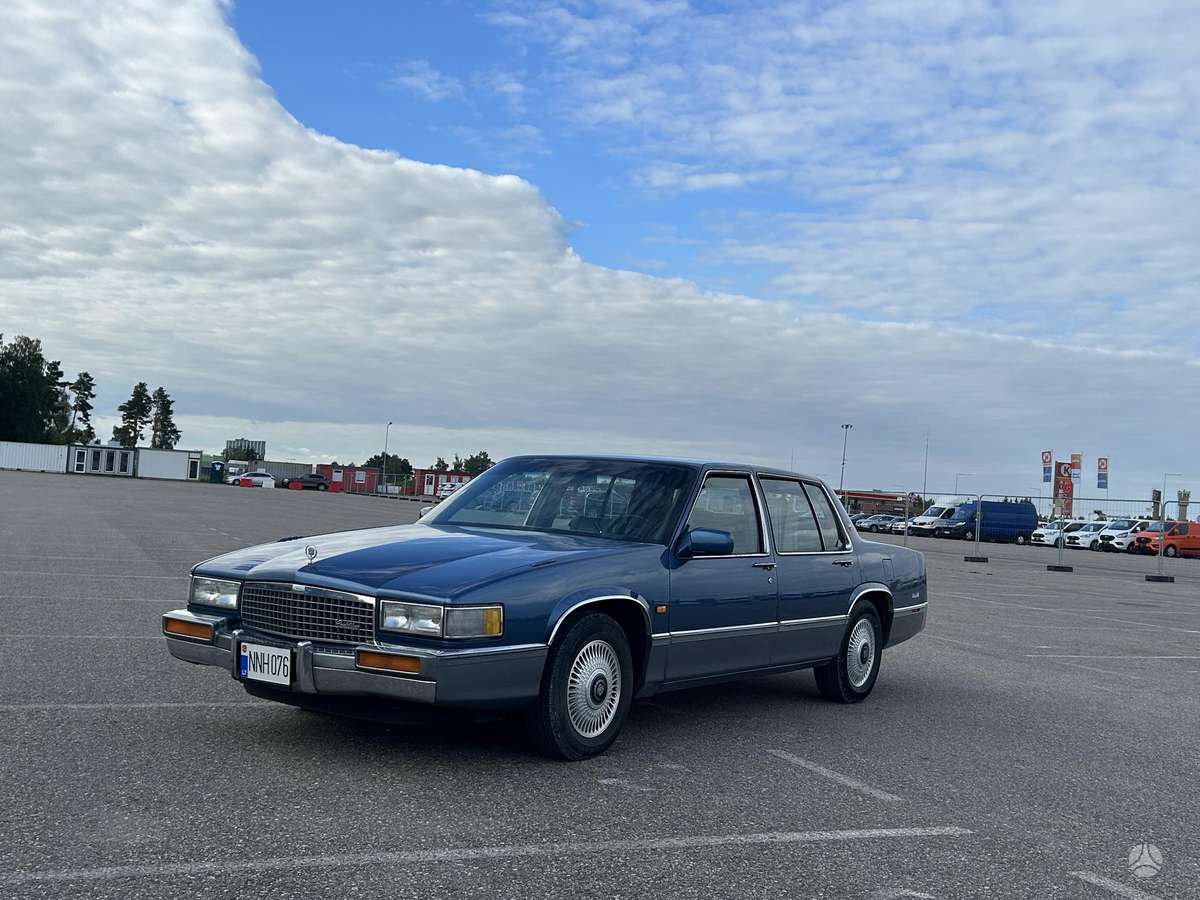 Cadillac DeVille, 4.5 l., Седан