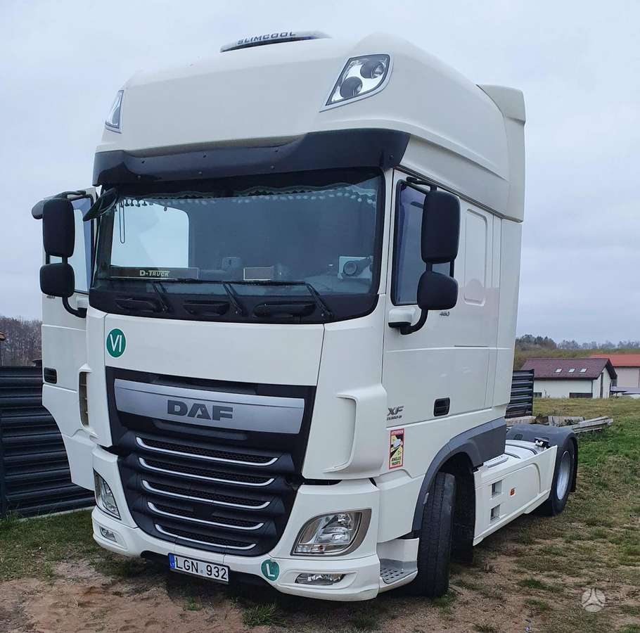 DAF XF106.460 RETARDER, double sleeper