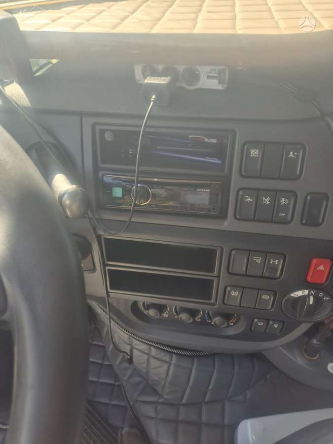 DAF XF106.460 RETARDER, double sleeper