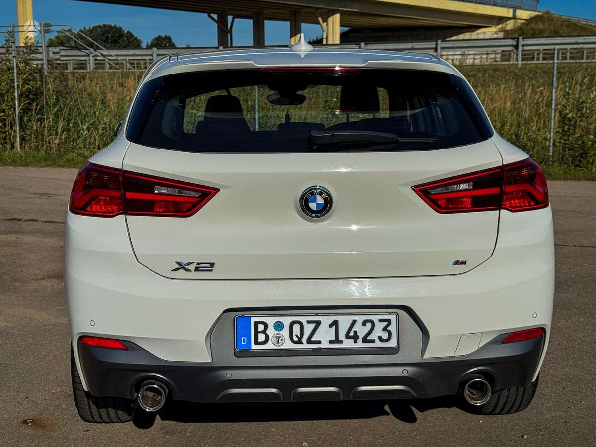 BMW X2, 2.0 l., off-road / crossover