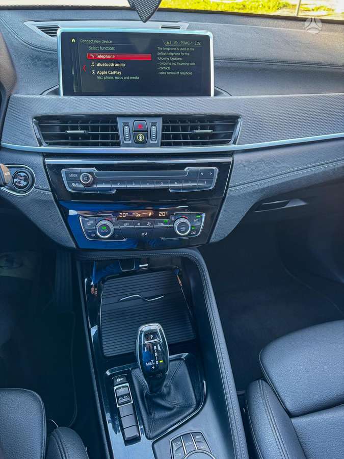 BMW X2, 2.0 l., off-road / crossover