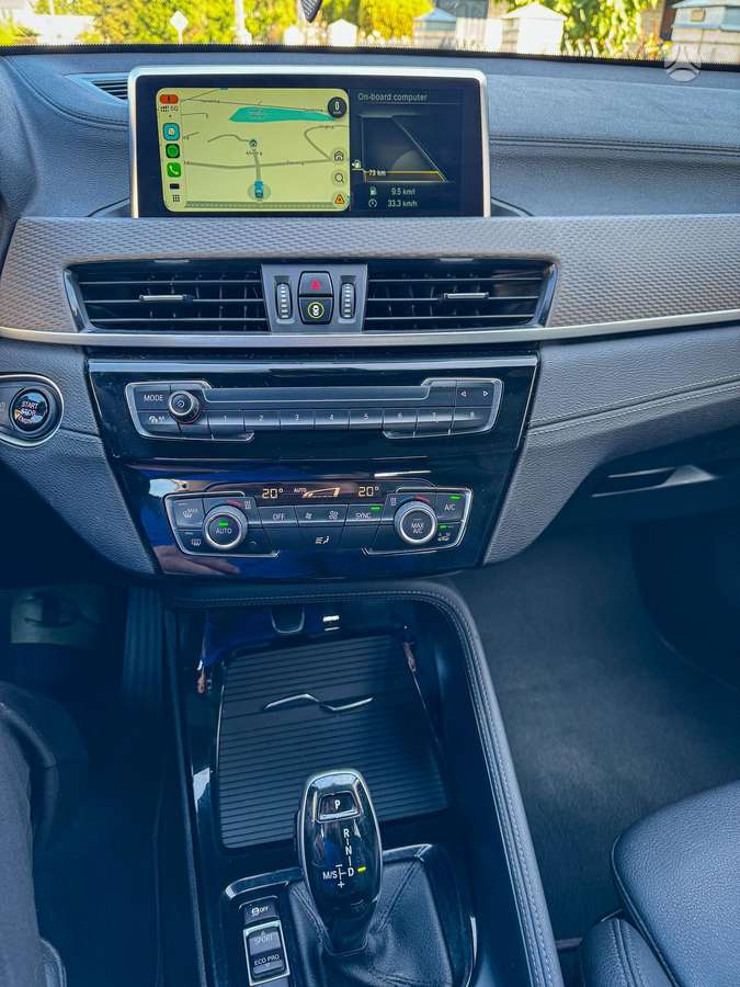 BMW X2, 2.0 l., off-road / crossover