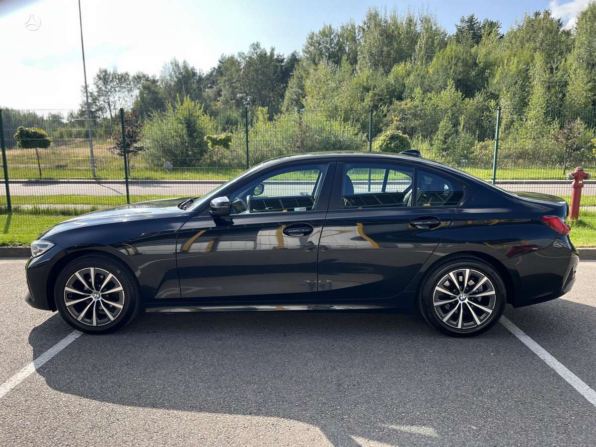 BMW 318, 2.0 l., Седан