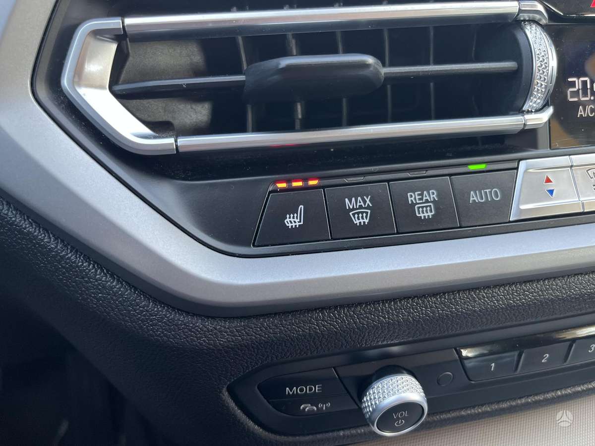 BMW 318, 2.0 l., Седан