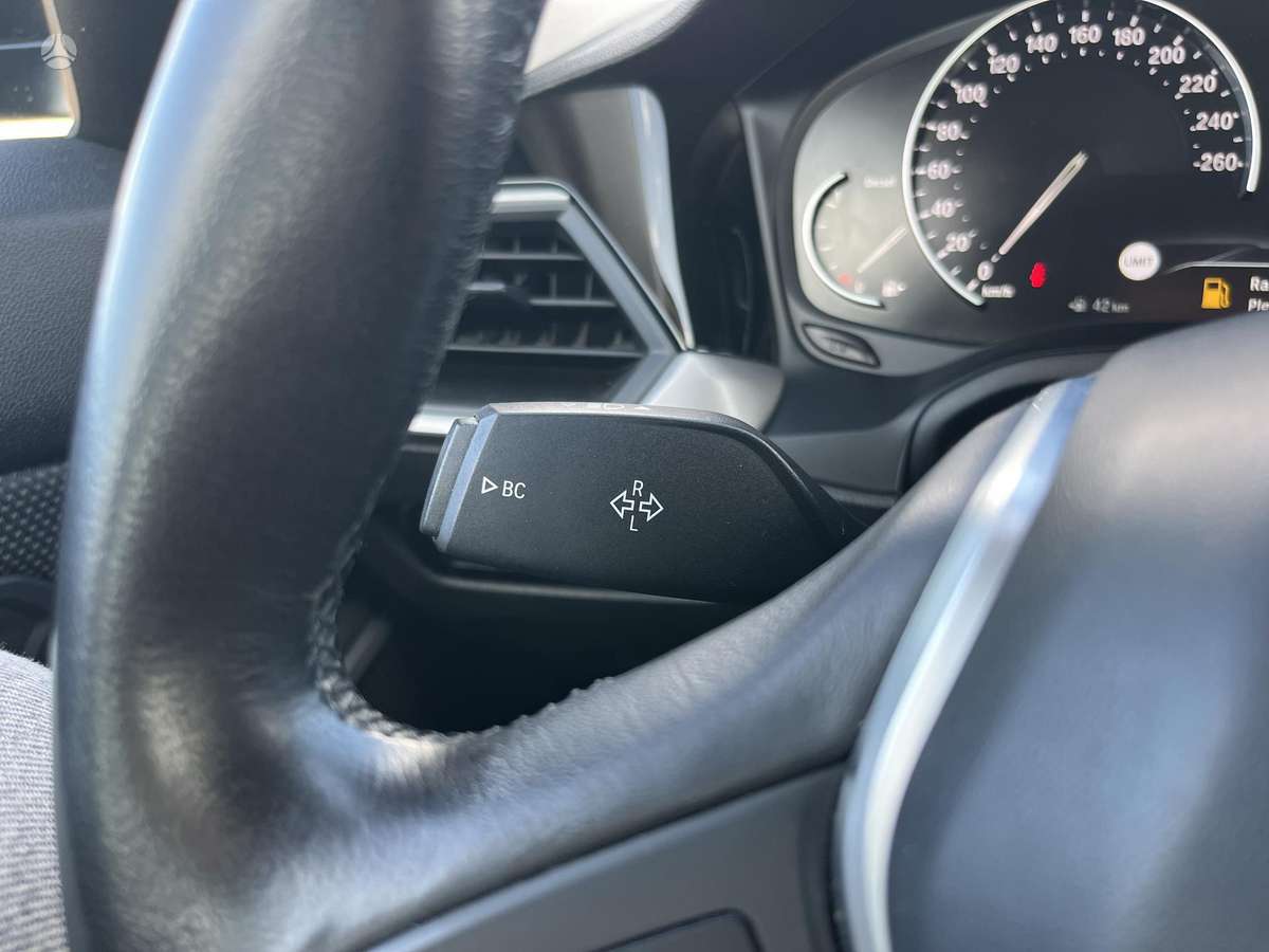 BMW 318, 2.0 l., Седан