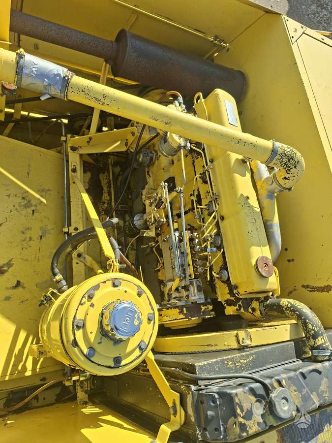 New Holland 8030, комбайны