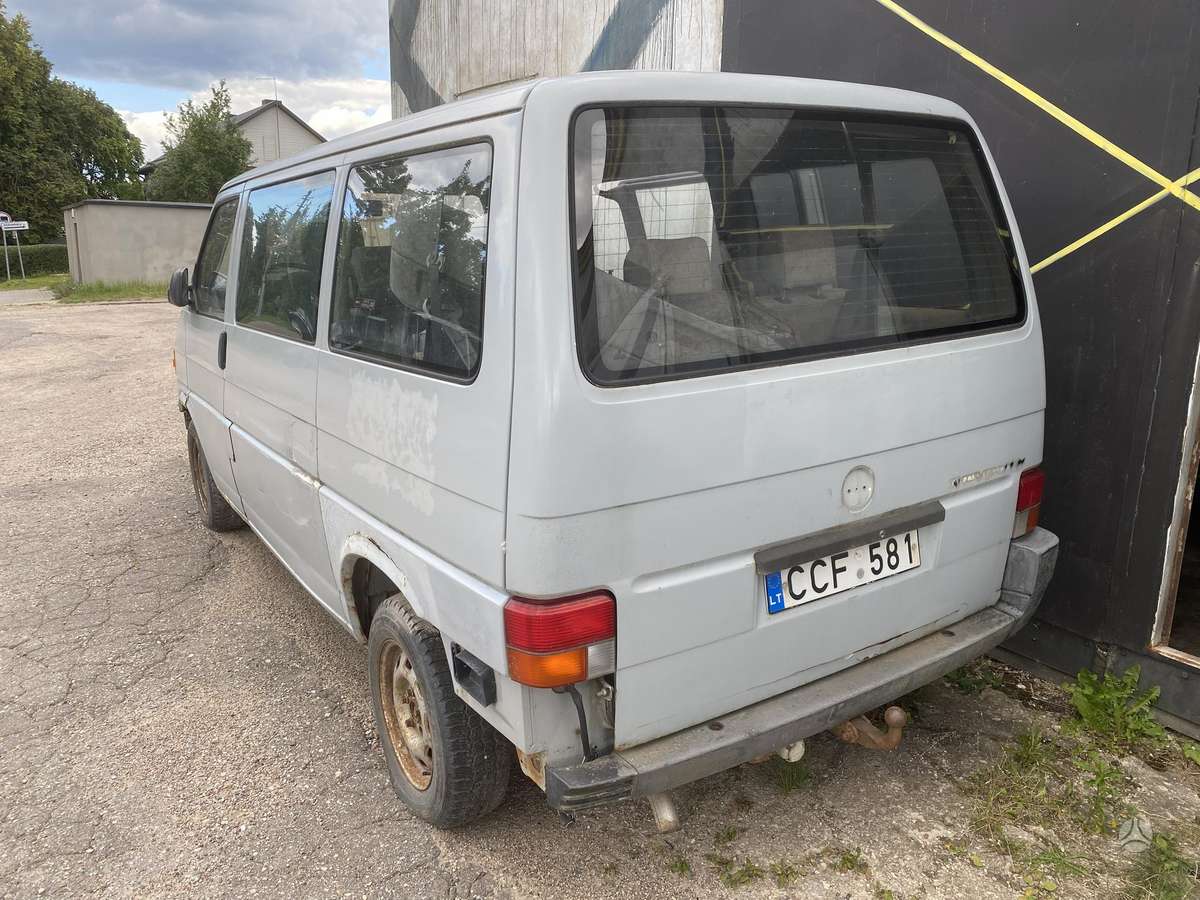 Volkswagen Transporter - 12